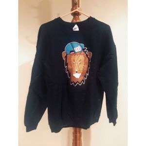A black sweatshirt with a lion